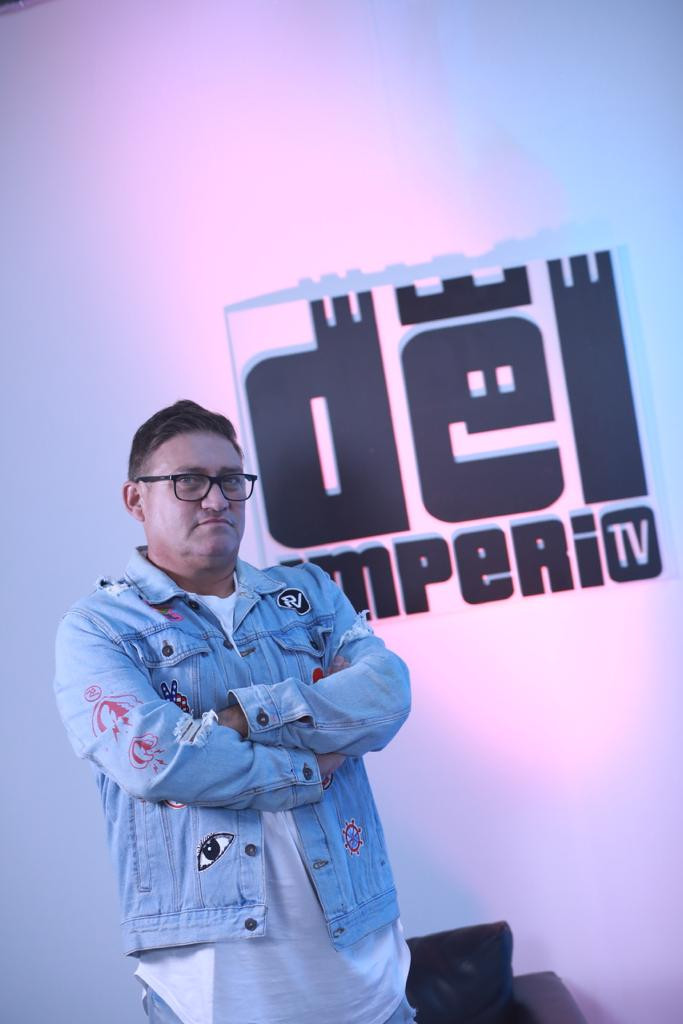 Carlos Etchevers se une a Michel Puche para presentar una versión de “Si la ves” de Franco de Vita Prensa Carlos Etchevers large