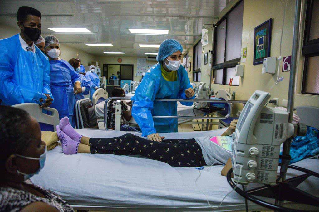 Primera dama se ofrece para colaborar con el Hospital Infantil Dr. Robert Reid Cabral Primera dama se ofrece para colaborar con el Hospital Infantil large