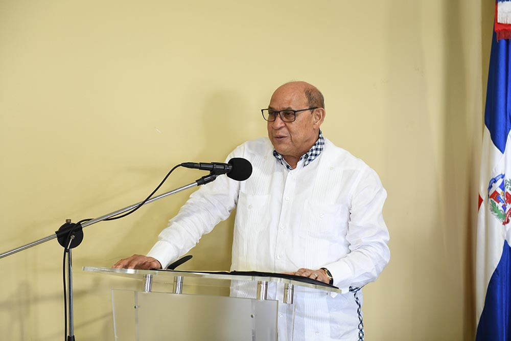 Director del INFOTEP exhorta a dirigentes sindicales a prepararse frente a los cambios en el mundo laboral Rafael Santos Badía director general del INFOTEP. large