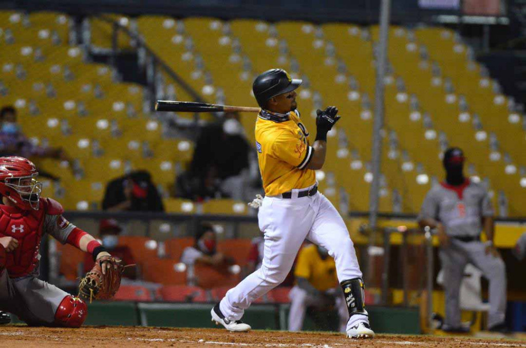 García y Negrín vuelven a guiar Águilas Cibaeñas Robel García1 large