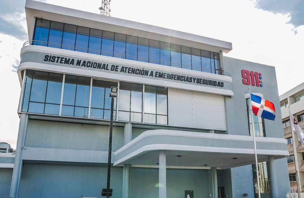 Sistema Nacional de Atención a Emergencias y Seguridad 9 1 1 large