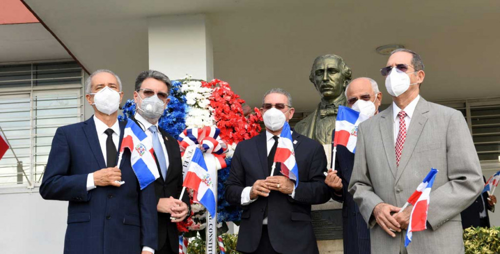 Tribunal Constitucional celebra acto large