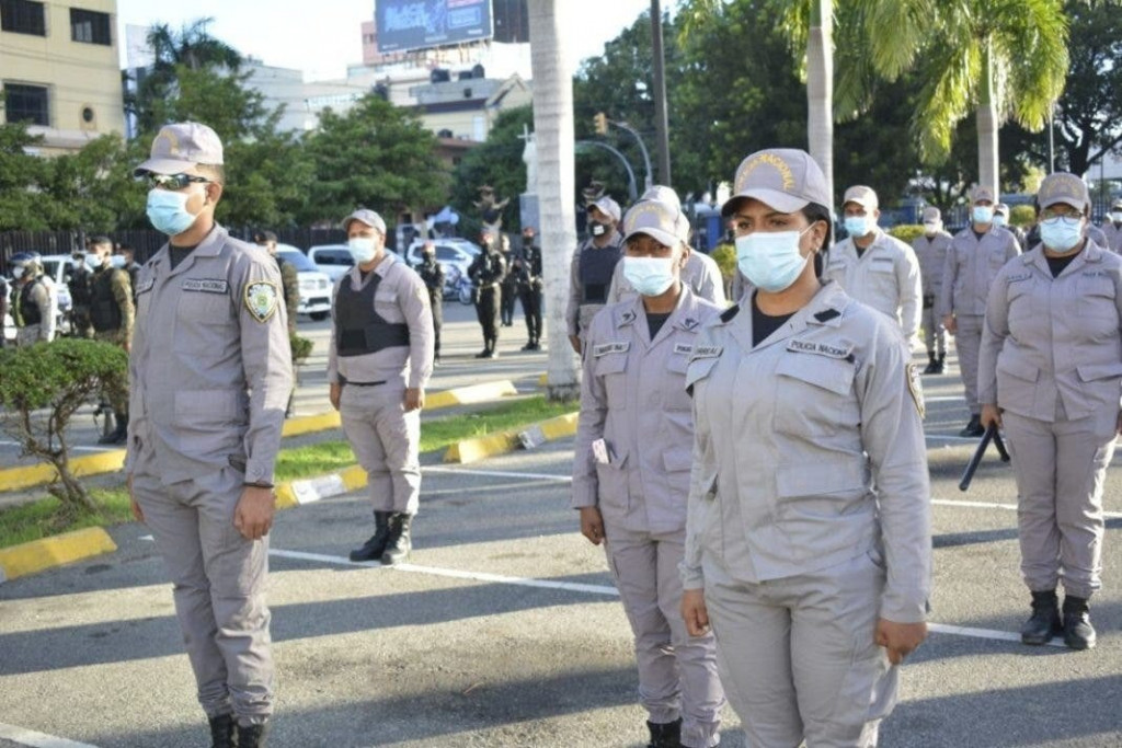 ezgif 4 c709bba8bc60 large