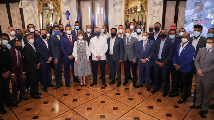 Abinader califica a los jugadores dominicanos en Grandes Ligas como Marca País 11228 1607730448 large large