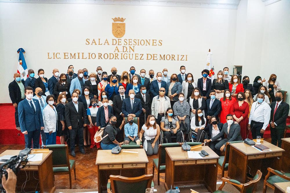 ADN aprueba ordenanza histórica que elimina barreras para personas con discapacidad ADN 1 large