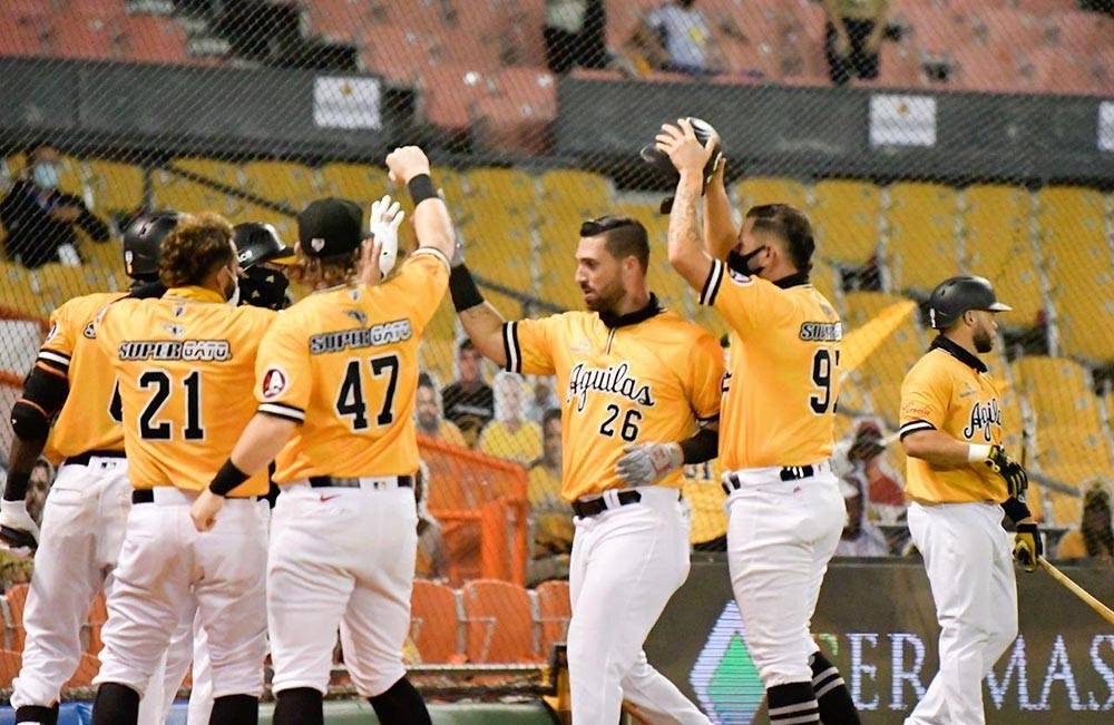 Aguilas large