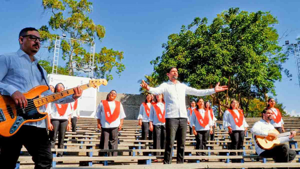 Asociacion Cibao celebra la Navidad large