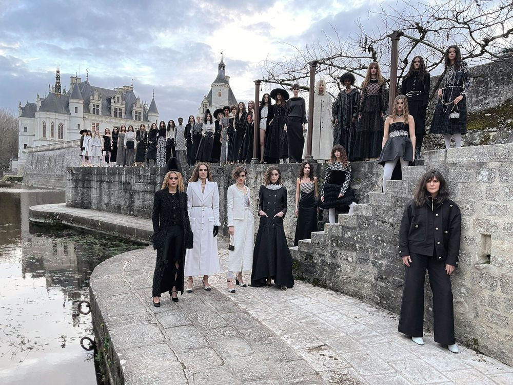Chanel presenta un desfile en linea desde el castillo de Chenonceau