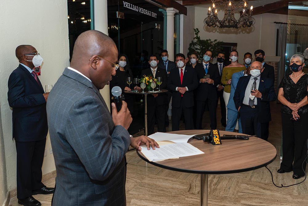 Gobierno de Haití se compromete hacer elecciones libres, democráticas y transparentes en el 2021, tras la reforma constitucional Claude Joseph pronuncia el discurso ante embajadores en Haiti con residencia en RD2 large