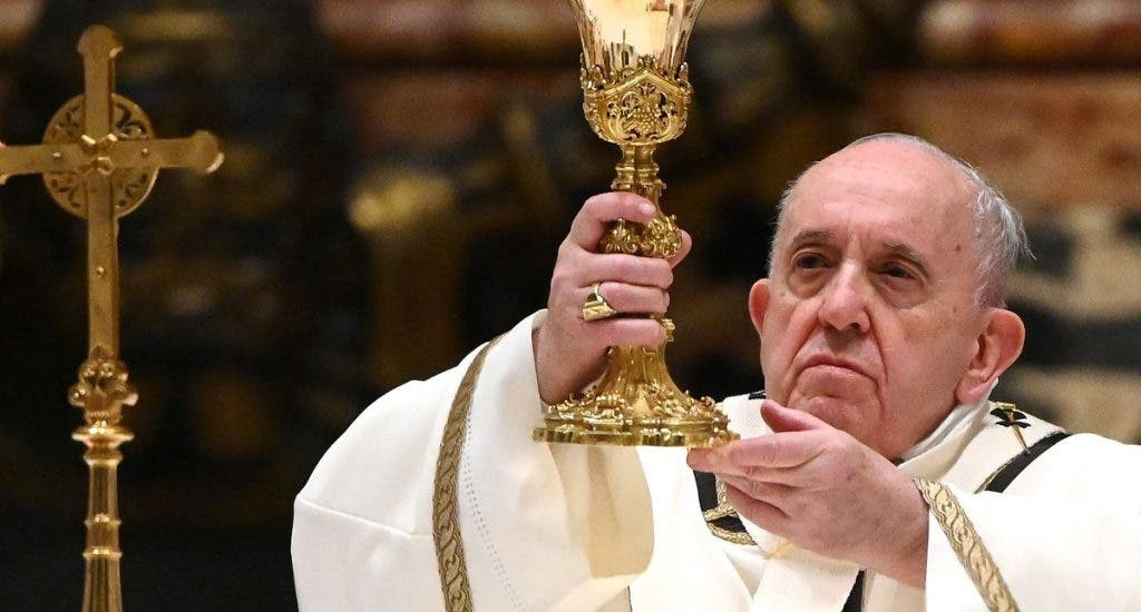 Un mensaje de Navidad: El papa pide que todos tengan acceso a la vacuna El papa pide que todos tengan acceso a la vacuna large