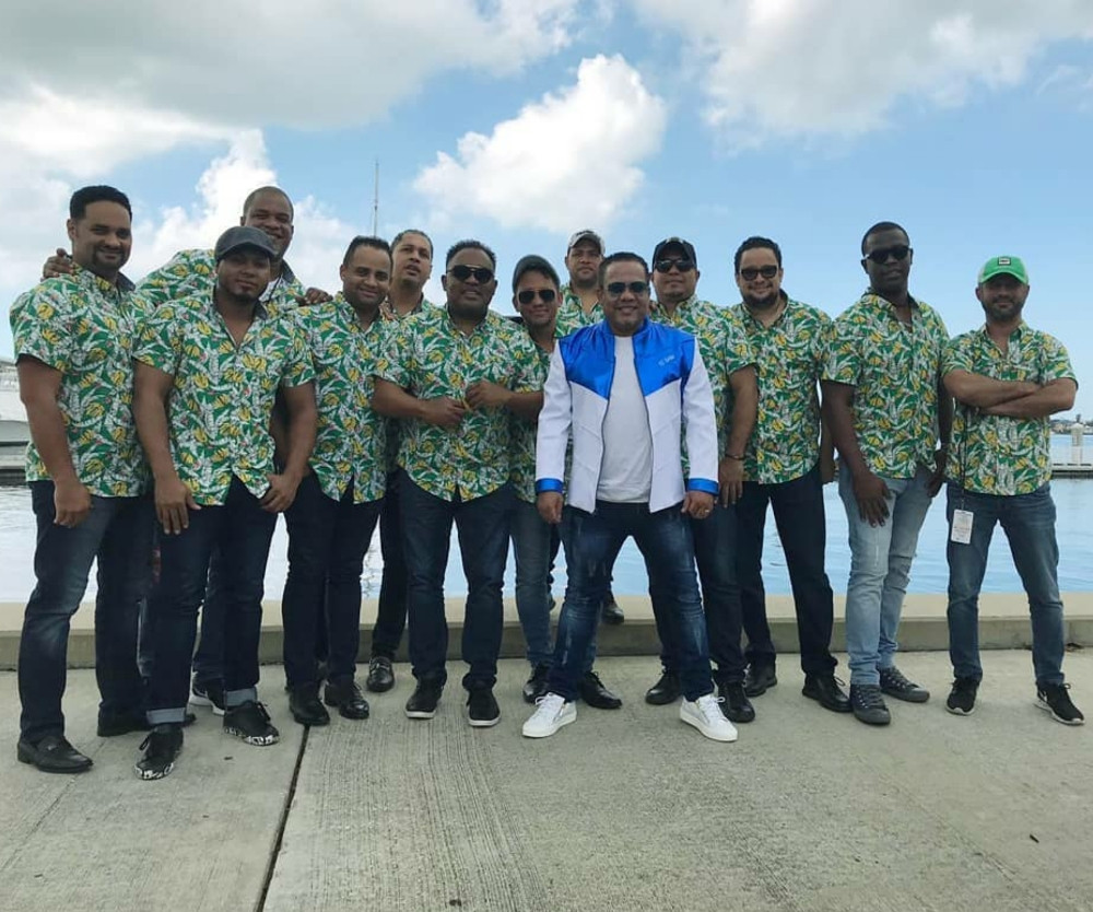 El Torito dona a sus músicos la totalidad del dinero adelantado por el gobierno ElTorito orq large