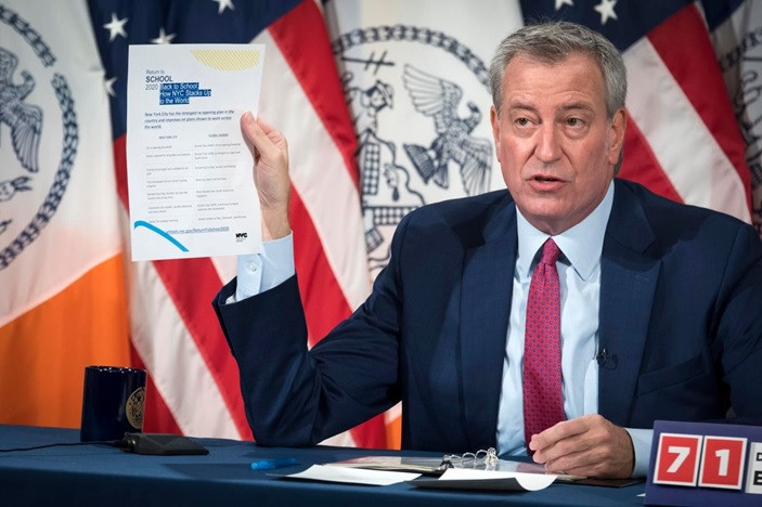 Empleados NYC pueden tomar licencia por enfermedad con goce de sueldo Empleados pueden tomar licencia por enfermedad large