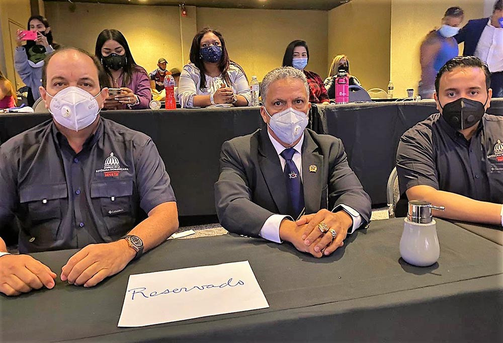 Franklin de la Mota Tony Peña R y Elvys Duarte large