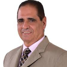 Pica y se Extiende Hector J. Cruz large