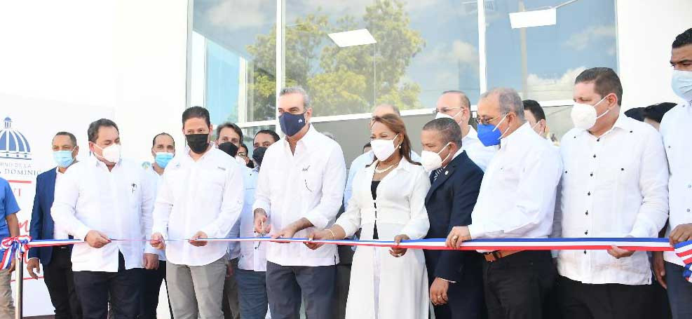 INVI entrega centro de diagnostico y atencion primaria large