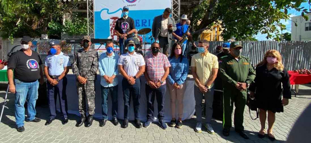 Inauguración 1ra. feria artesanal, cultural y artística de Puerto Plata Inauguración 1ra. feria artesanal large