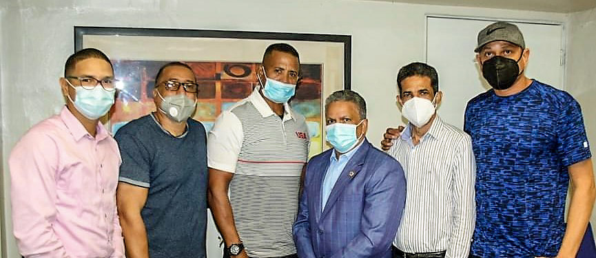 Nathanael Peña Nao Peña José Luís Aracena Tony Peña R Jorge Blas Díaz y Heriberto Cabrera large