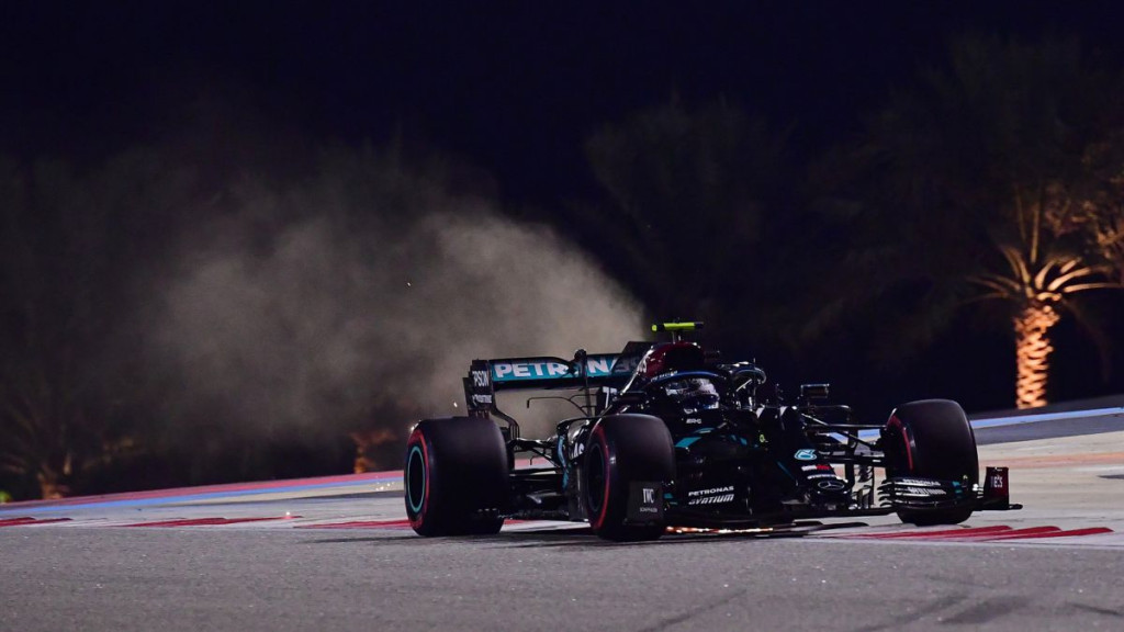 bottas a la primera gana la pole en bahrein 1 large