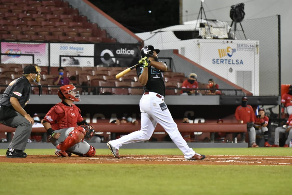 carlos peguero large