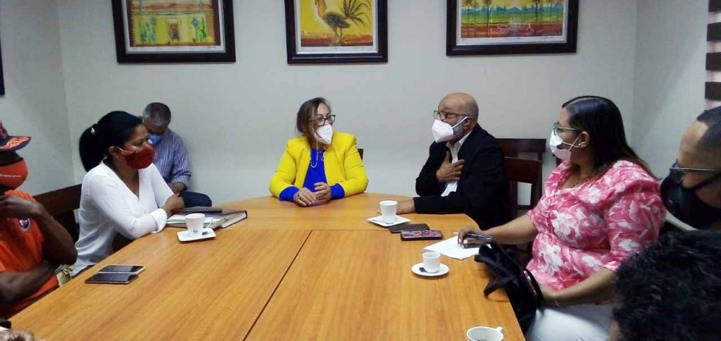 coordinan acciones para se cumpla toque de queda en Santiago large