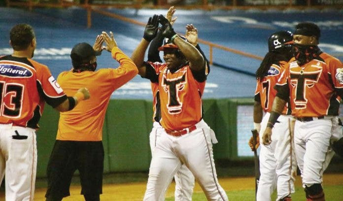 cuadrangular toros vs aguilas 696x408 1 large