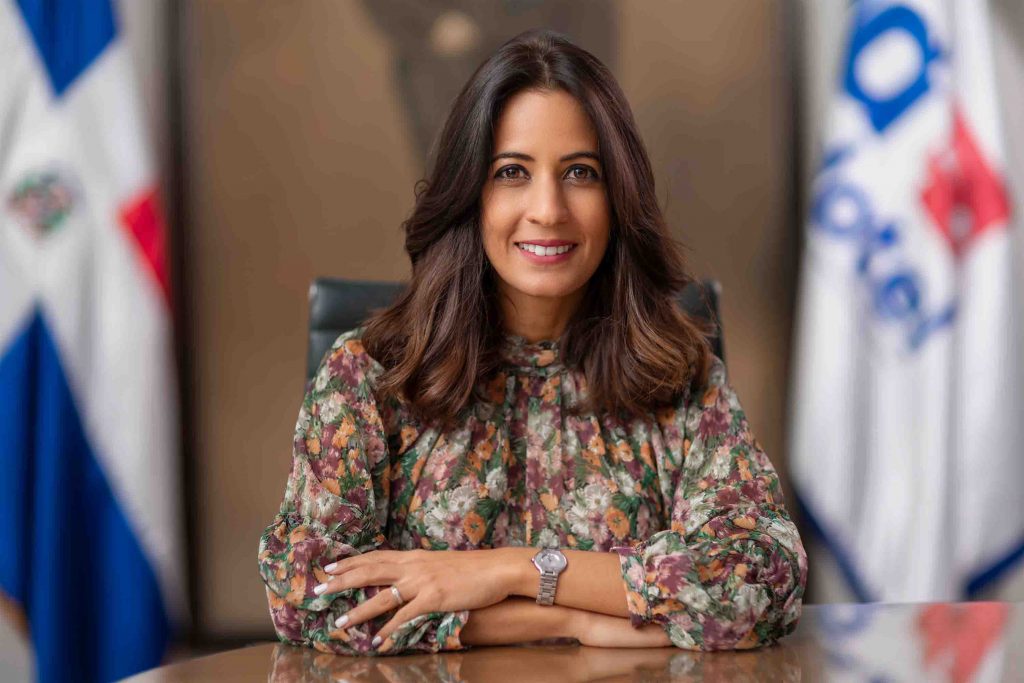 Directora ejecutiva del INDOTEL tiene COVID-19 Julissa Cruz Abreu