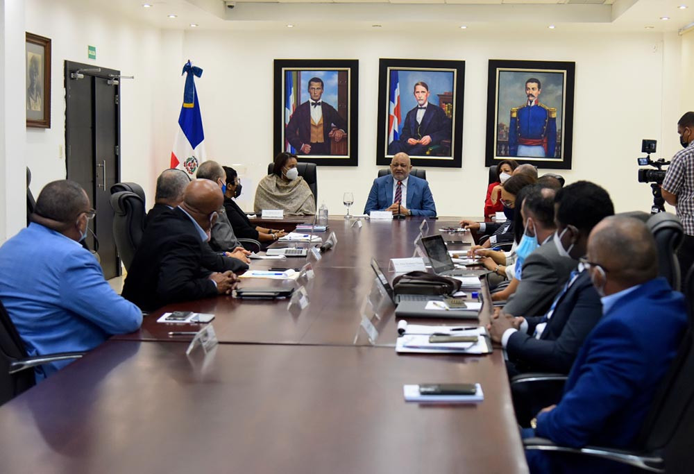 REUNION GABINETE MINERD large