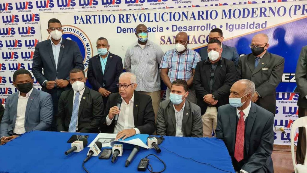 PRM llama intervenir Ayuntamiento Santiago
