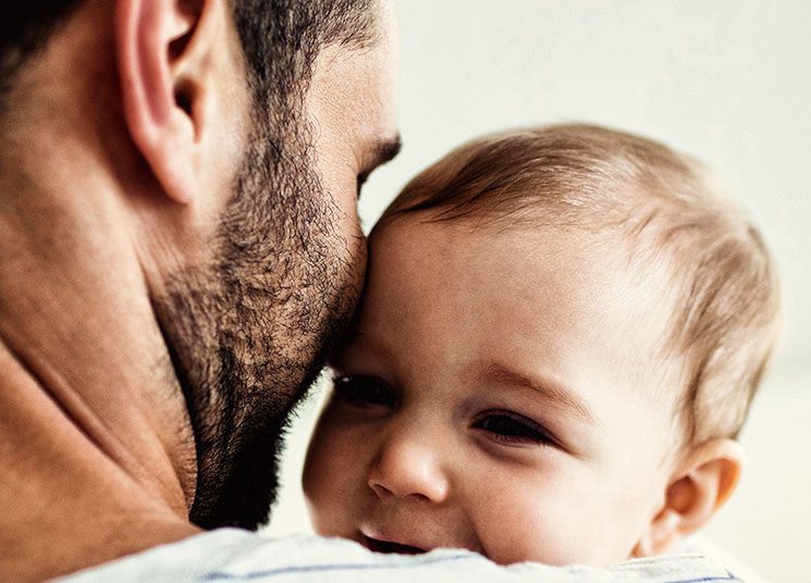Contrataciones Públicas extiende a 30 días licencia de paternidad Contrataciones Públicas extiende a 30 días licencia de paternidad