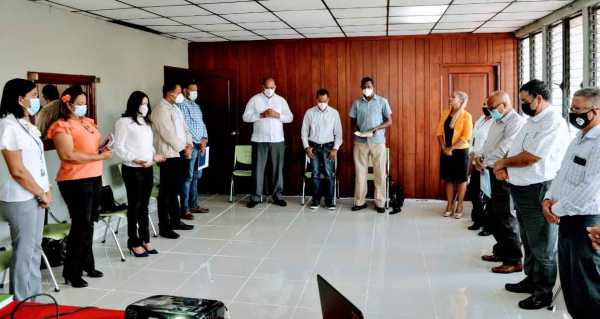 Minerd creara escuelas laborales en cada municipio de Santiago