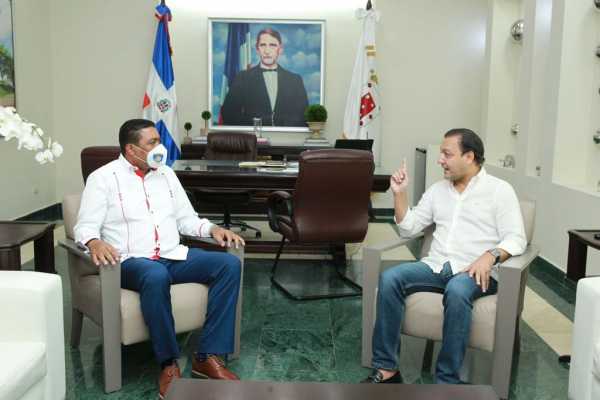Alcalde Abel Martinez se reune con Victor D´Aza