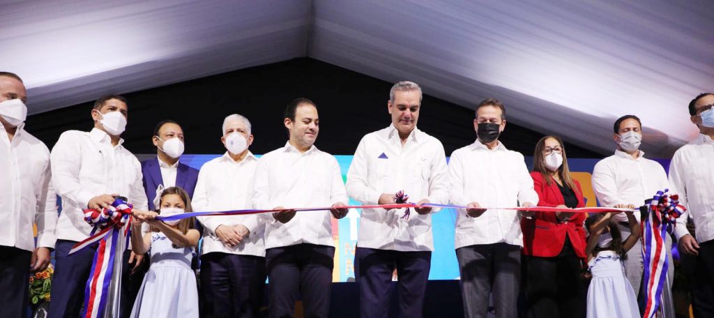 Abinader lanza proyecto Santiago 2025 con una inversion de 42 mil millones
