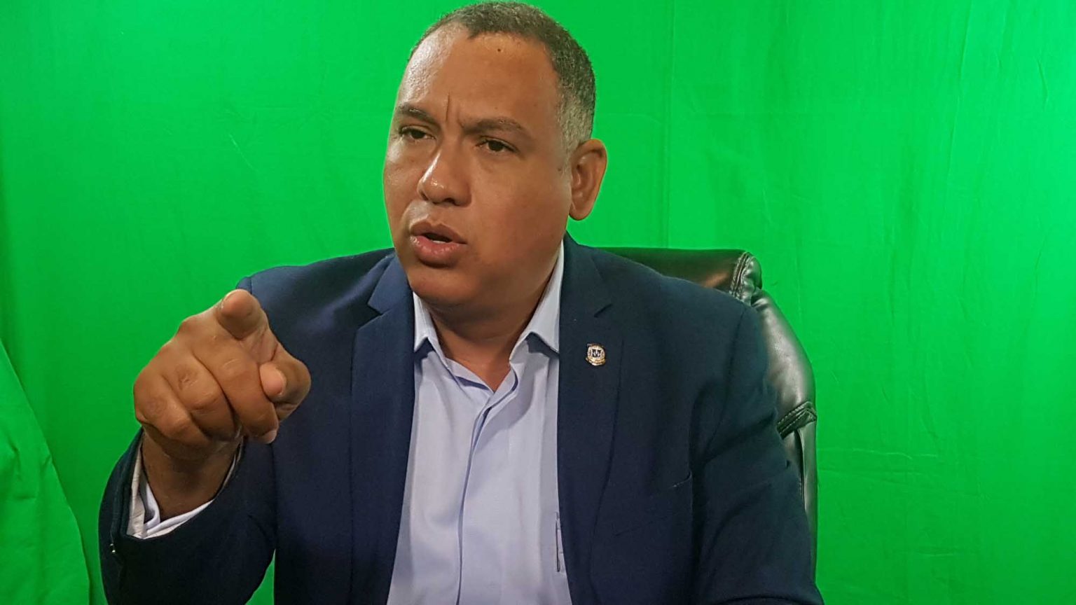 Alexis Jimenez asegura legisladores no estan por encima de la Ley