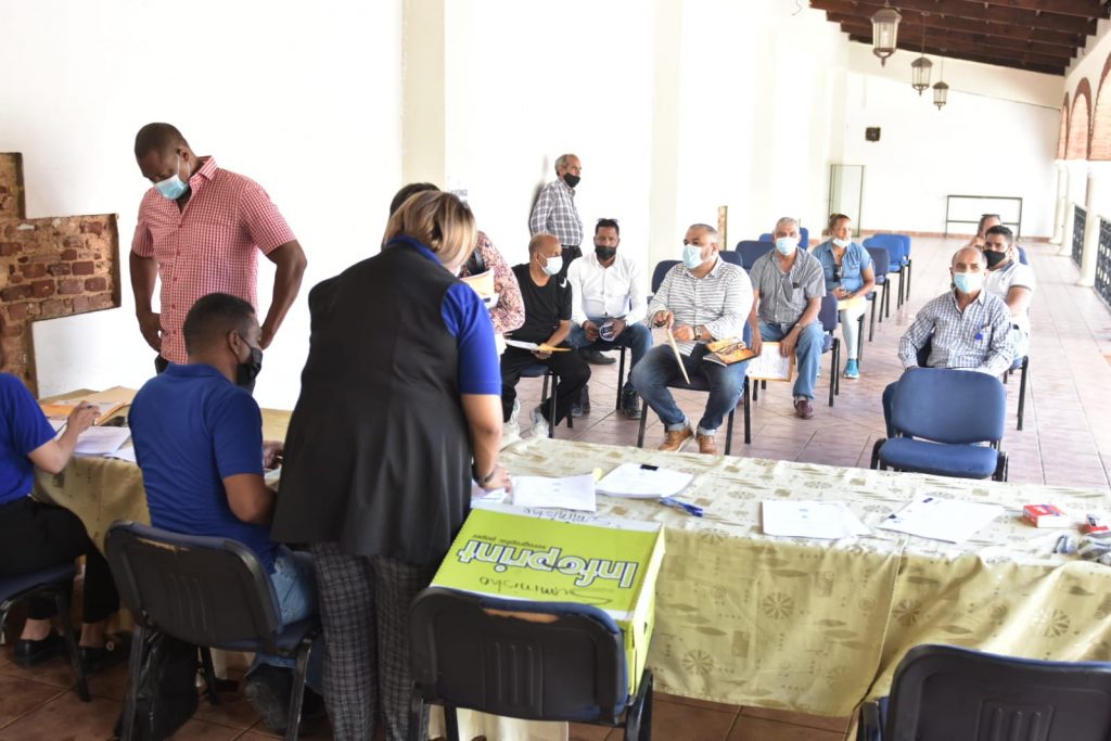 El INAPA y el CODIA inician recepción documentos para sorteo de 23 obras INAPA y el CODIA