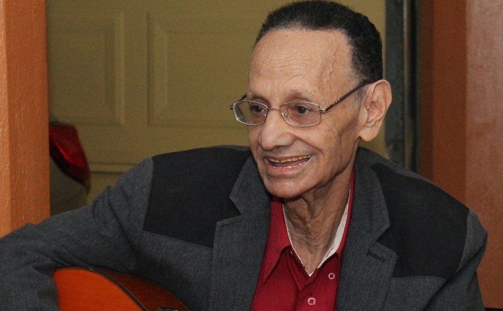 Luis Segura celebra primera nominacion al Latin Grammy a su 82 anos