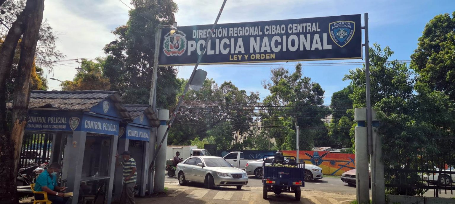 Policia de Santiago rd Eljacaguero