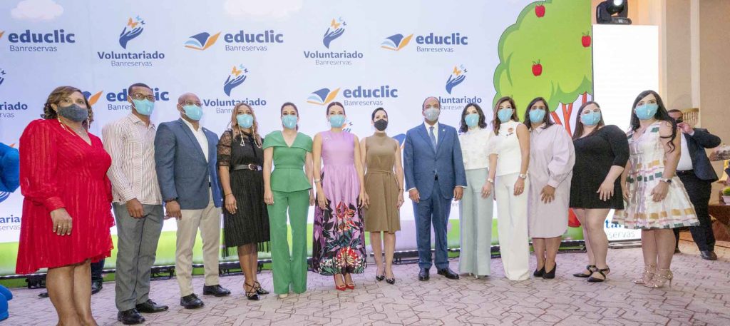 Voluntariado Banreservas presenta Educlic una plataforma digital educativa