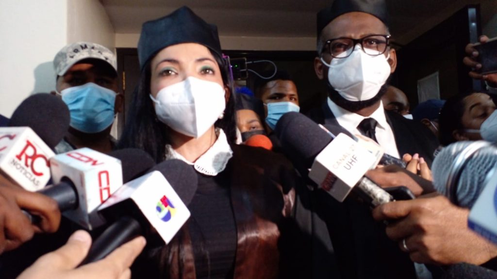Yeni Berenice Reynoso y la operacion falcon
