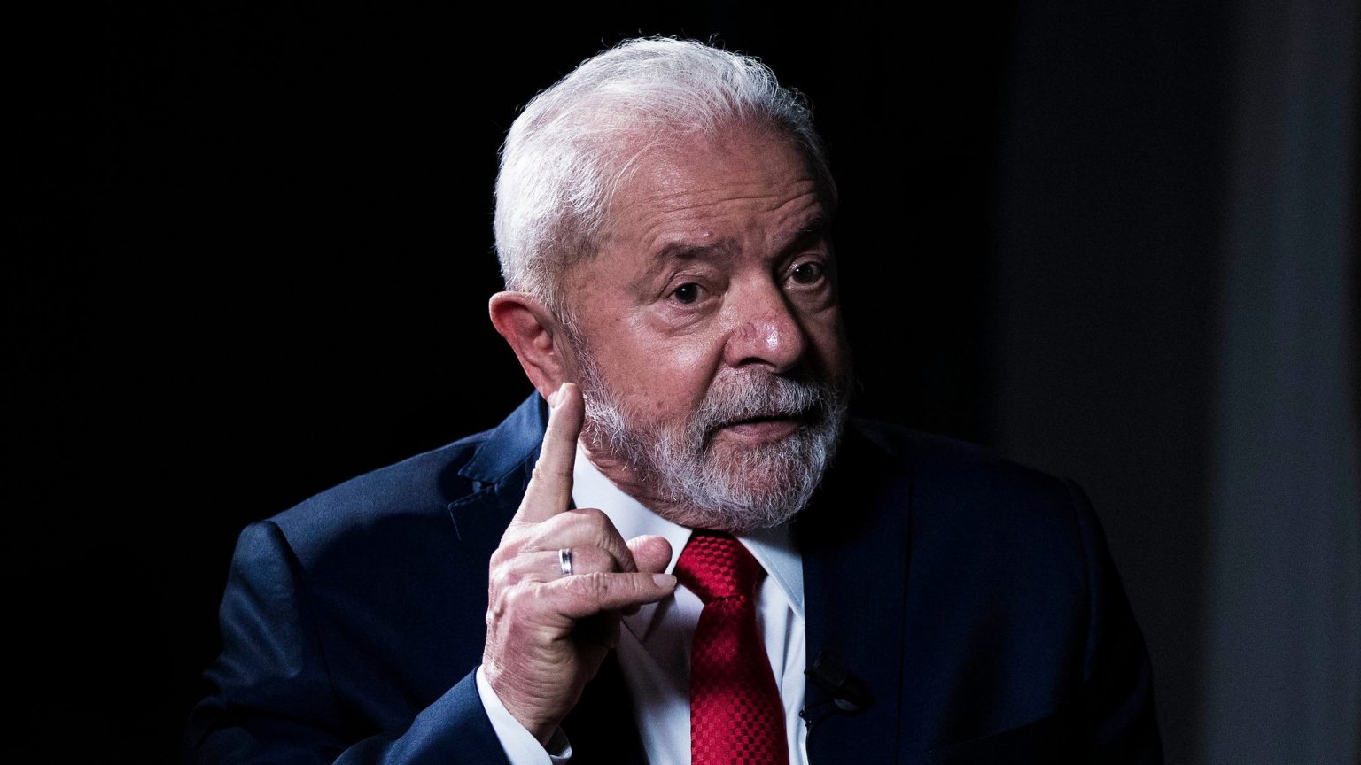 Lula Tengo que volver para recuperar el prestigio de Brasil