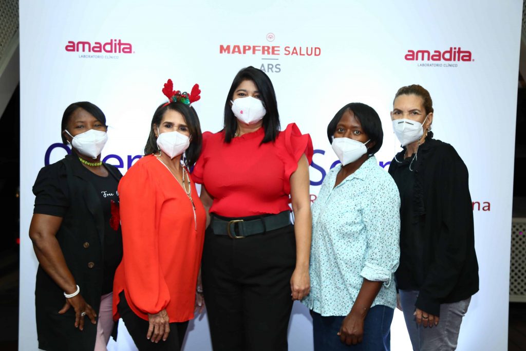 Amadita y Mapfre ofrecen cena a voluntarios de Operacion Sonrisa1