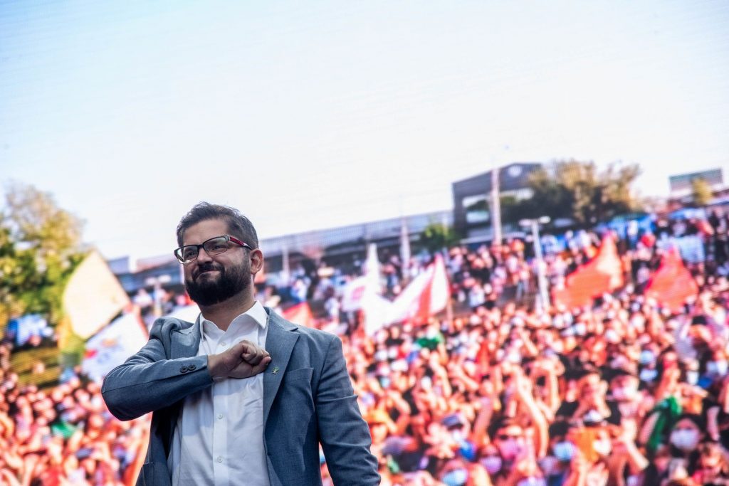 El izquierdista Gabriel Boric gana elecciones  al ultraderechista José Antonio Kast en Chile Gabriel Boric