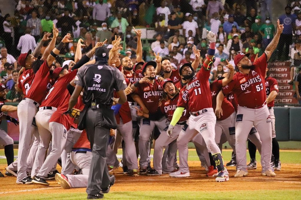 Gigantes del cibao eljacaguero