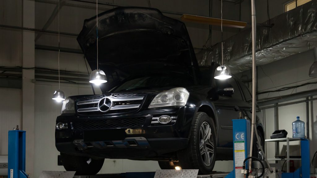 Mercedes Benz retira mas de 800.000 vehiculos en todo el mundo