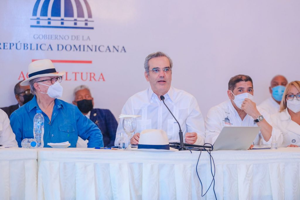 Ministro de Agricultura presenta al presidente Abinader plan para transformación del sector agropecuario en la región Sur Ministro de Agricultura presenta al presidente Abinader