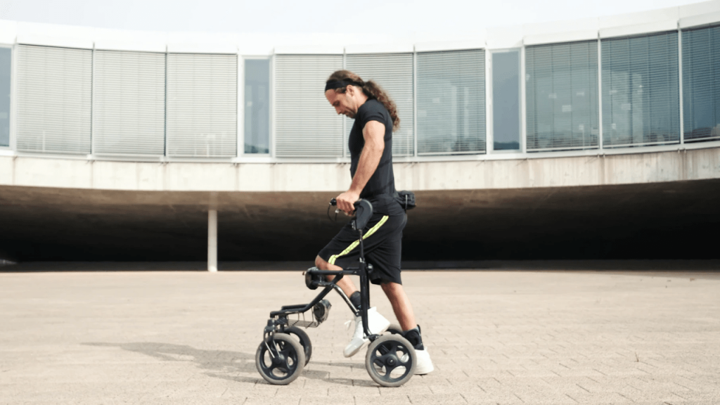 Desarrollan un avance cientifico permite a los paraplejicos andar y practicar deportes