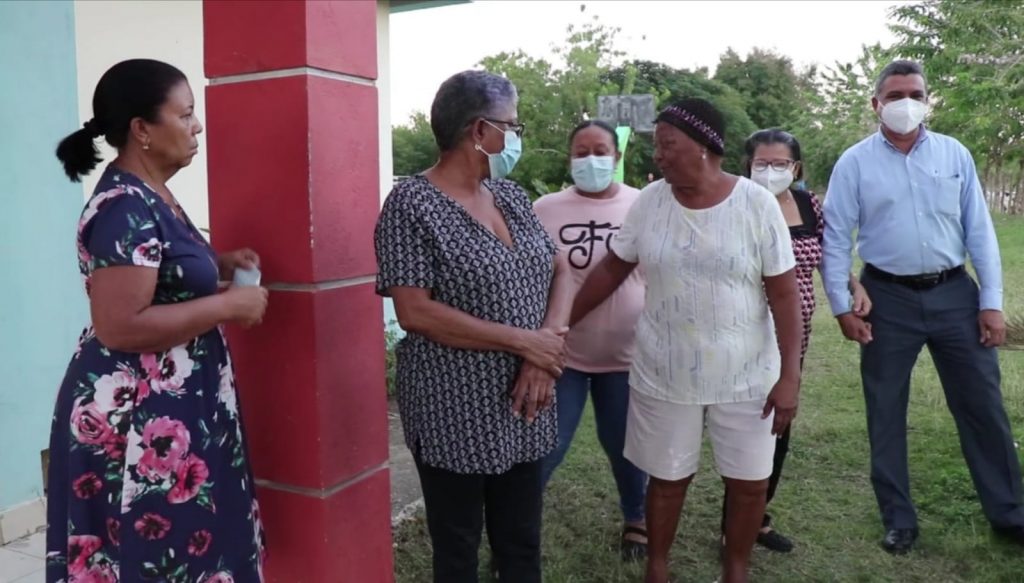 urbanizacion Real de Santiago recibe agua potable