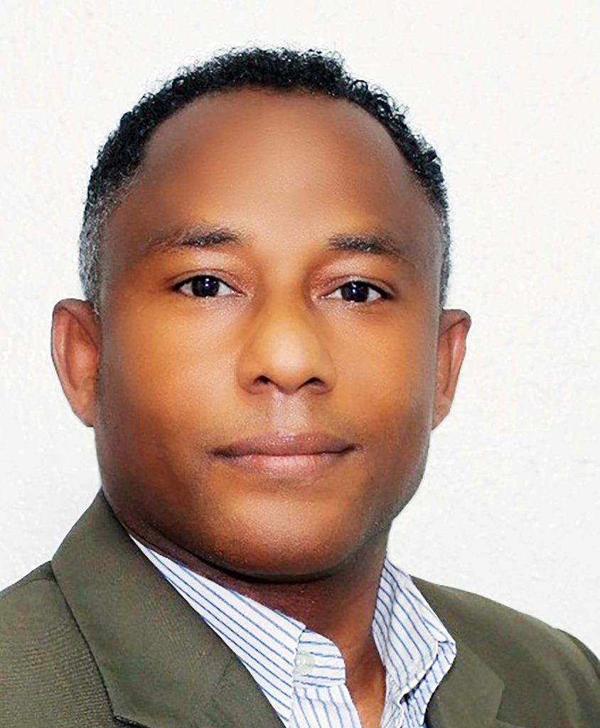 Roberto Valenzuela eljacaguero