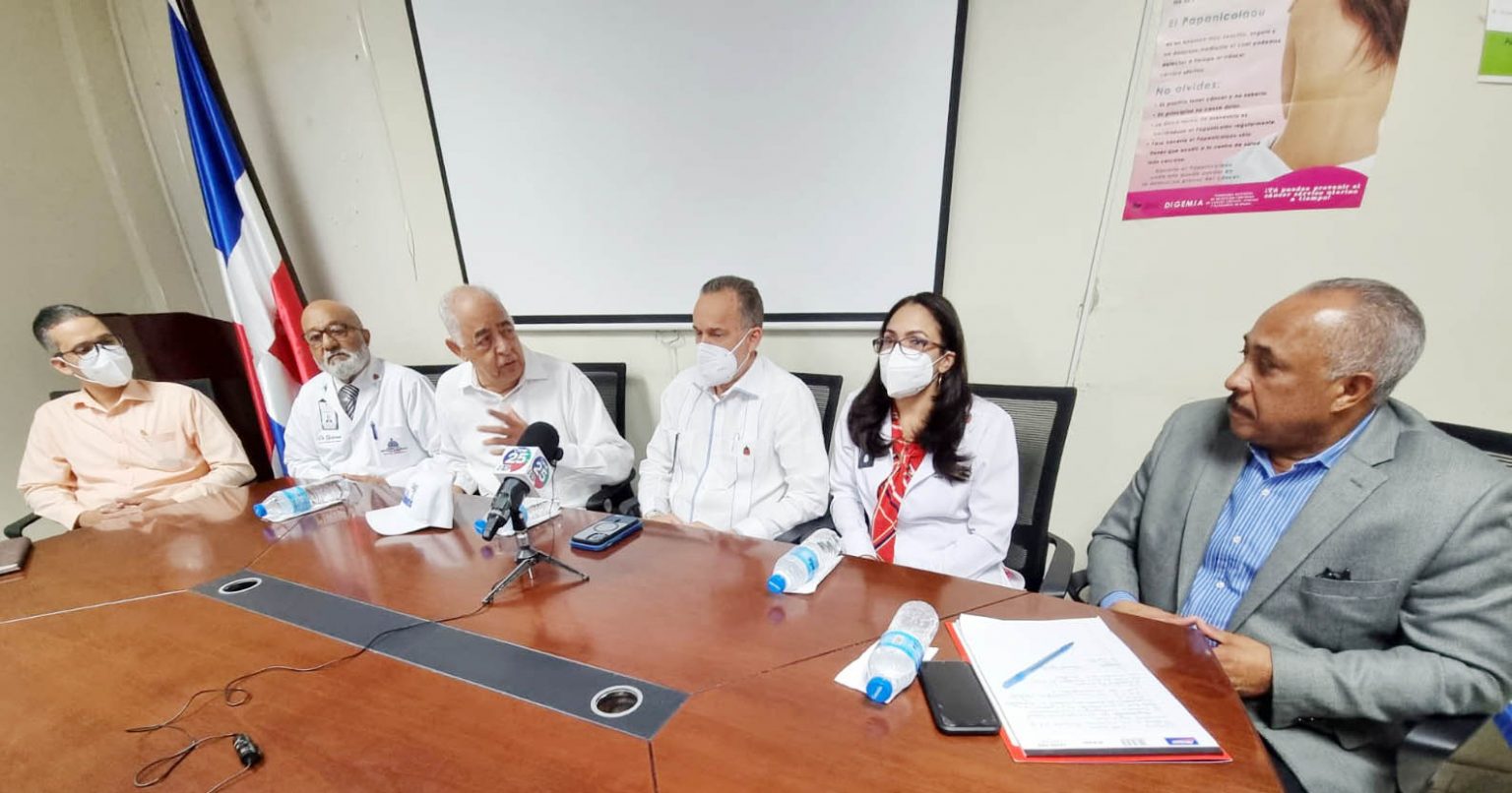 Salud Publica relanza campana preventiva contra dengue y leptospirosis en Santiago
