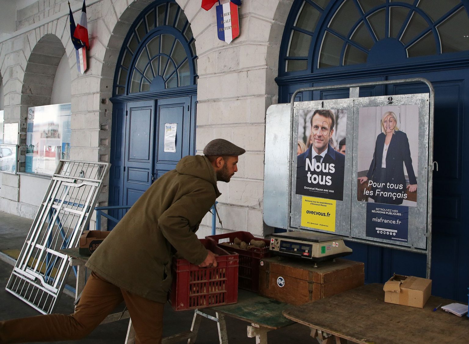 Francia elige entre la continuidad de Macron y la ruptura de Le Pen