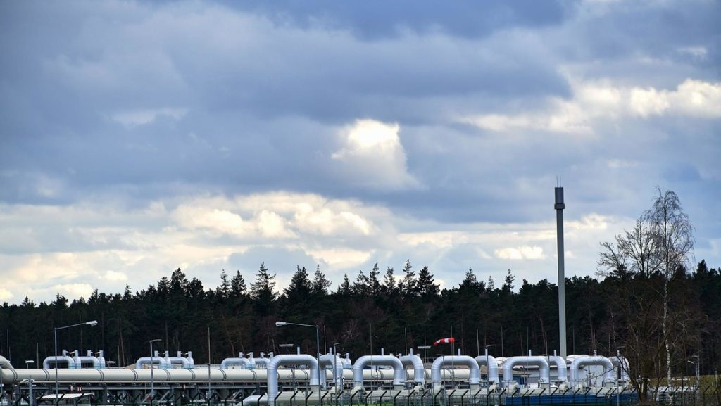 Gazprom suspendera el suministro de gas natural ruso al pais
